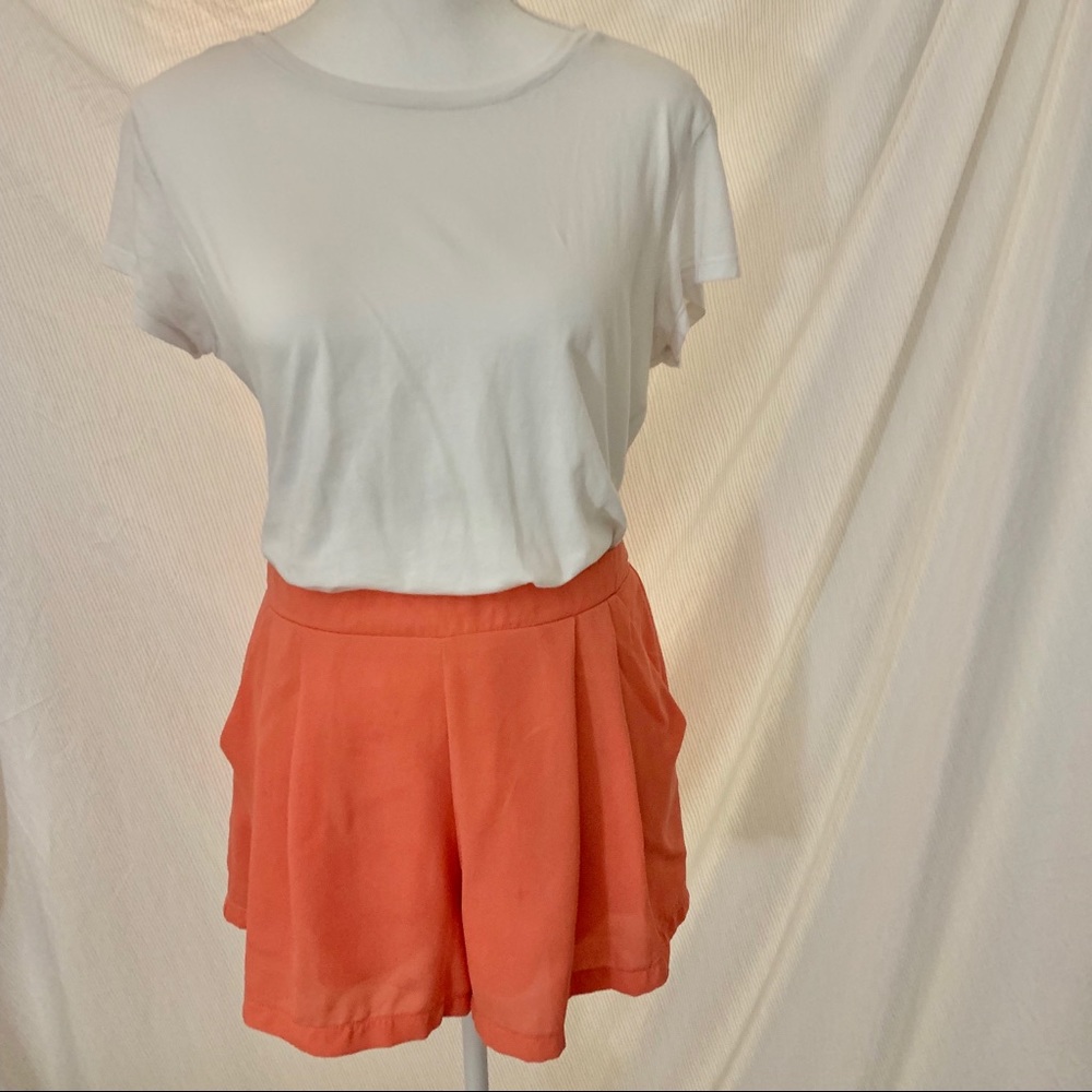 socialite coral shorts
